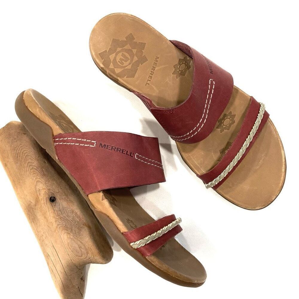 MERRELL Shudra Slip-on Sandals in Port Red (sz 41)
